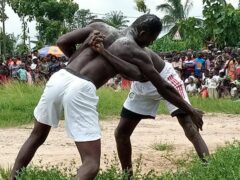 Article : Culture/ le Canton de Kaniamboua valorise la tradition de la lutte des Evala
